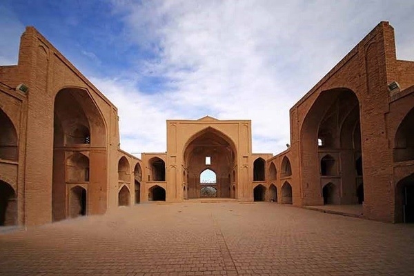 تور میبد چک چک