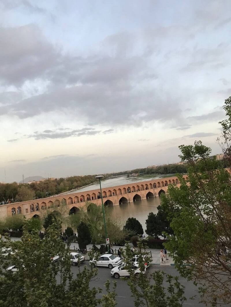تور اصفهان گردی یک روزه