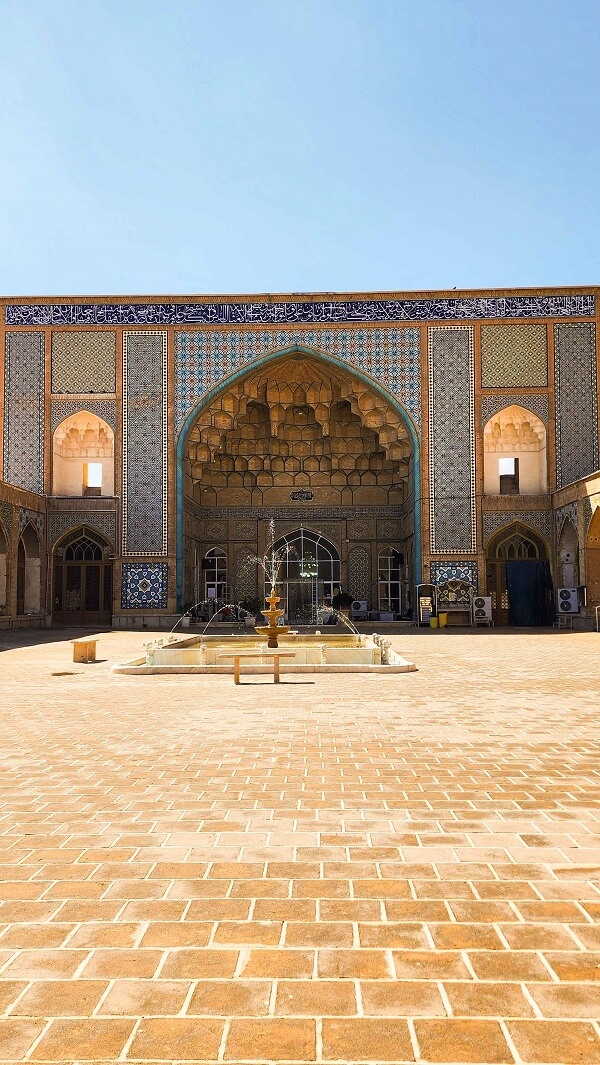 تور قم گردی