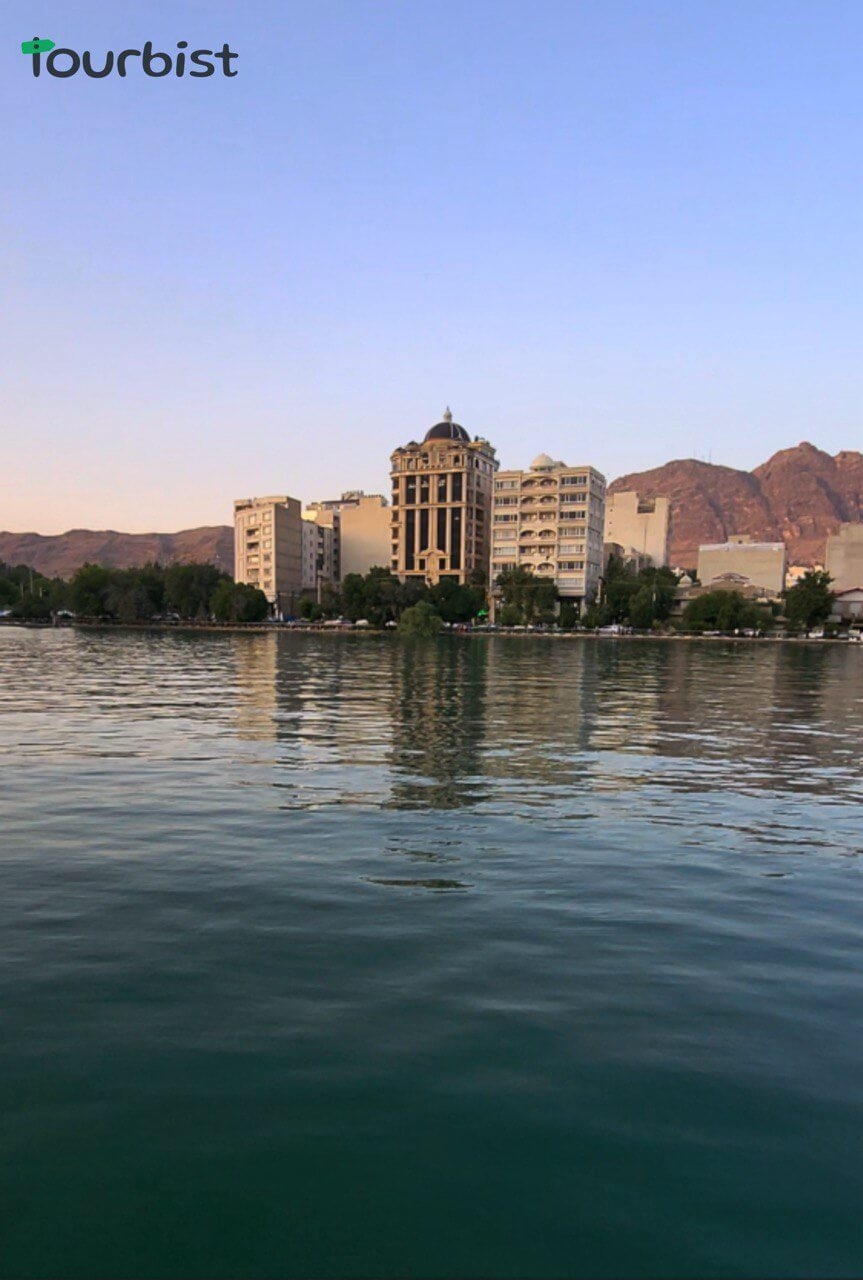 تور یک روزه خرم آباد