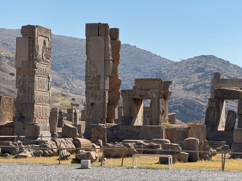 تور تخت جمشید از شیراز