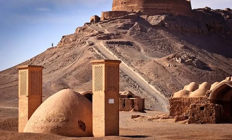 تور یزدگردی