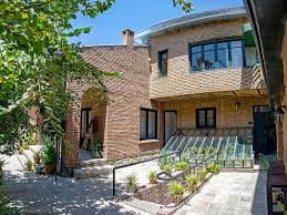 بازدید از خانه سیمین و جلال