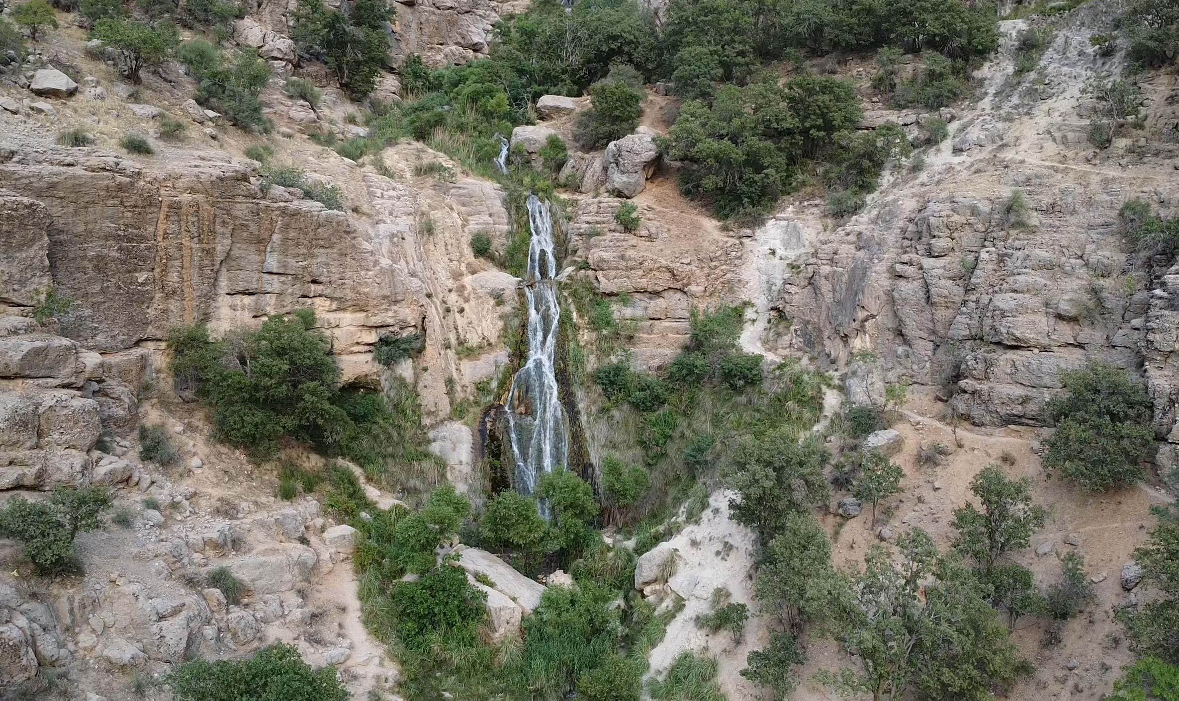 تور آبشار چم چیت