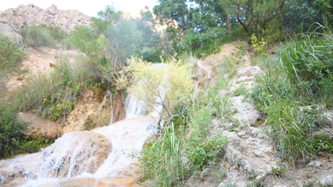 تور آبشار چم چیت