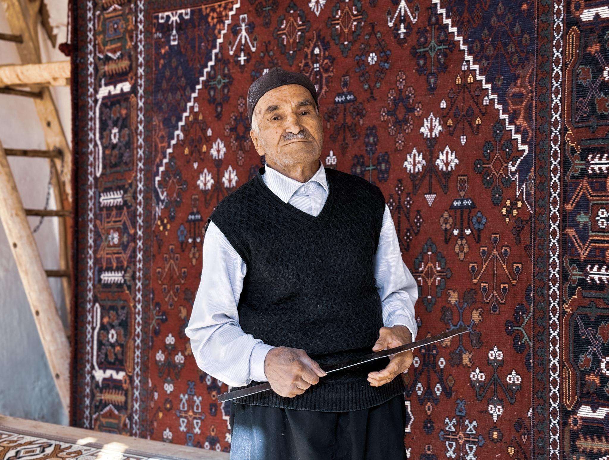 کارگاه قالی بافی