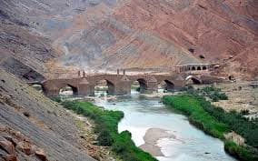 بازدید از شهر تاریخی بیشاپور